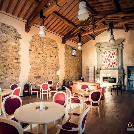 San Jacopo A Mucciana B&B *